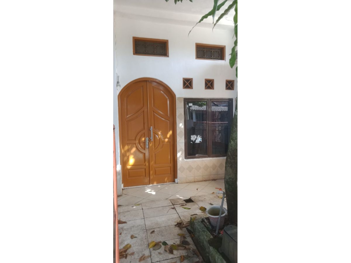 Disewakan Rumah Strategis di Komplek Good Year, Bogor PR1900