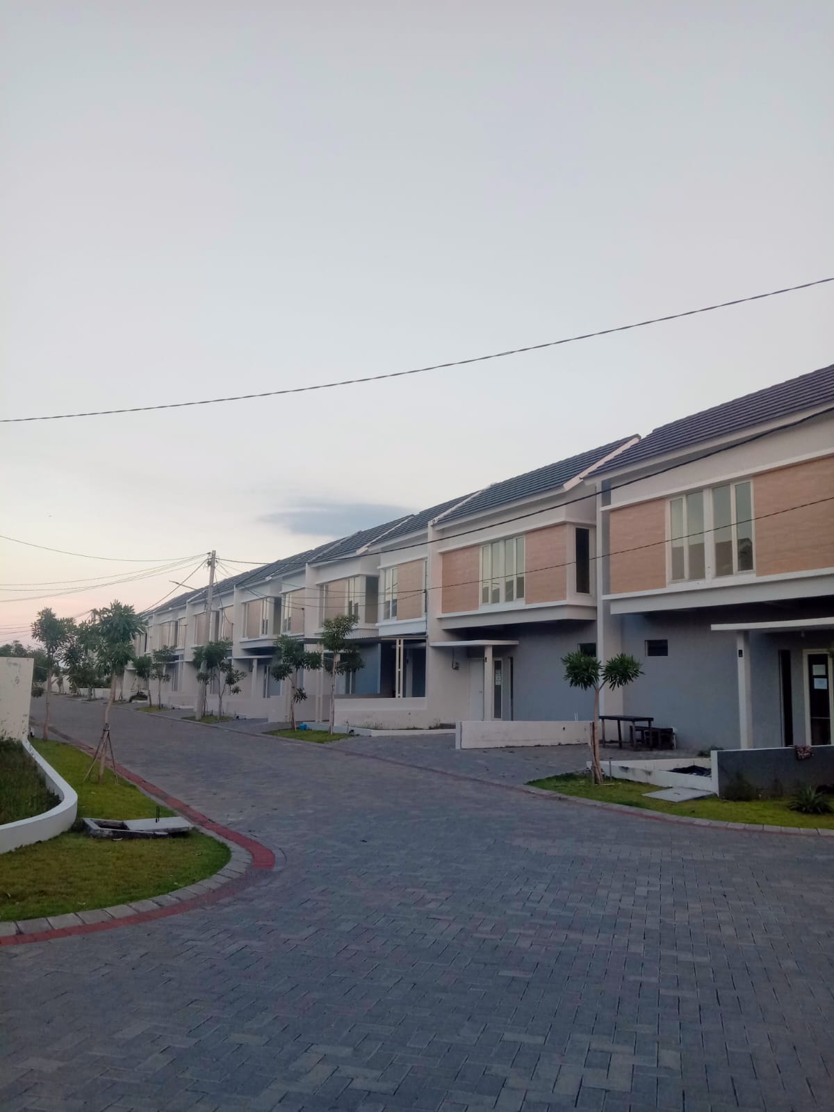 Rumah dekat disurabaya
