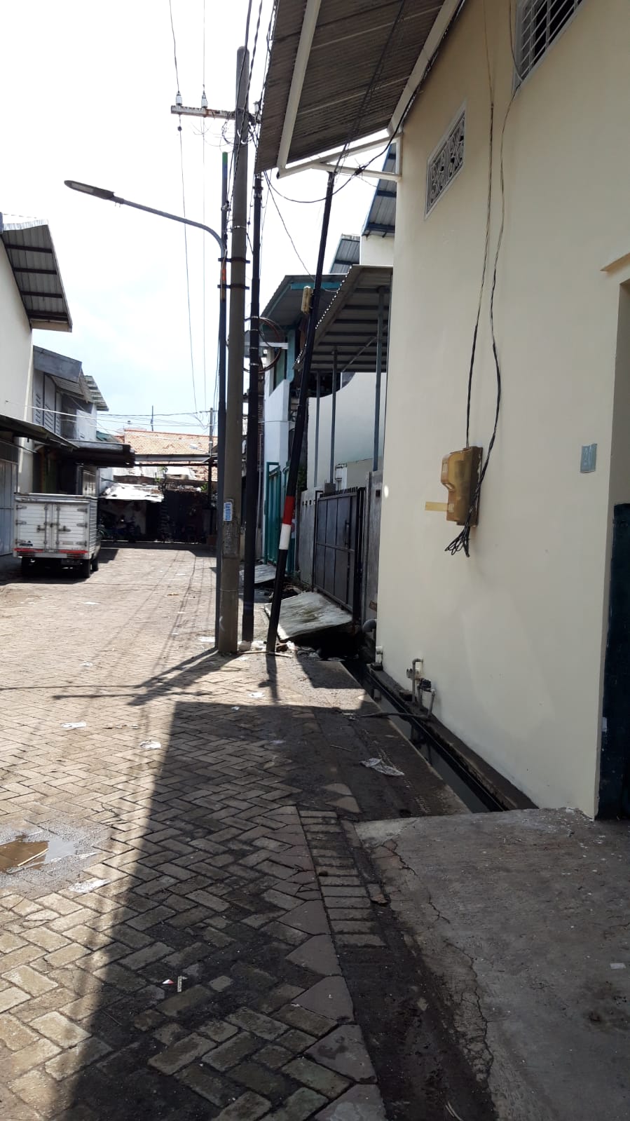 gudang dijual lebak timur surabaya