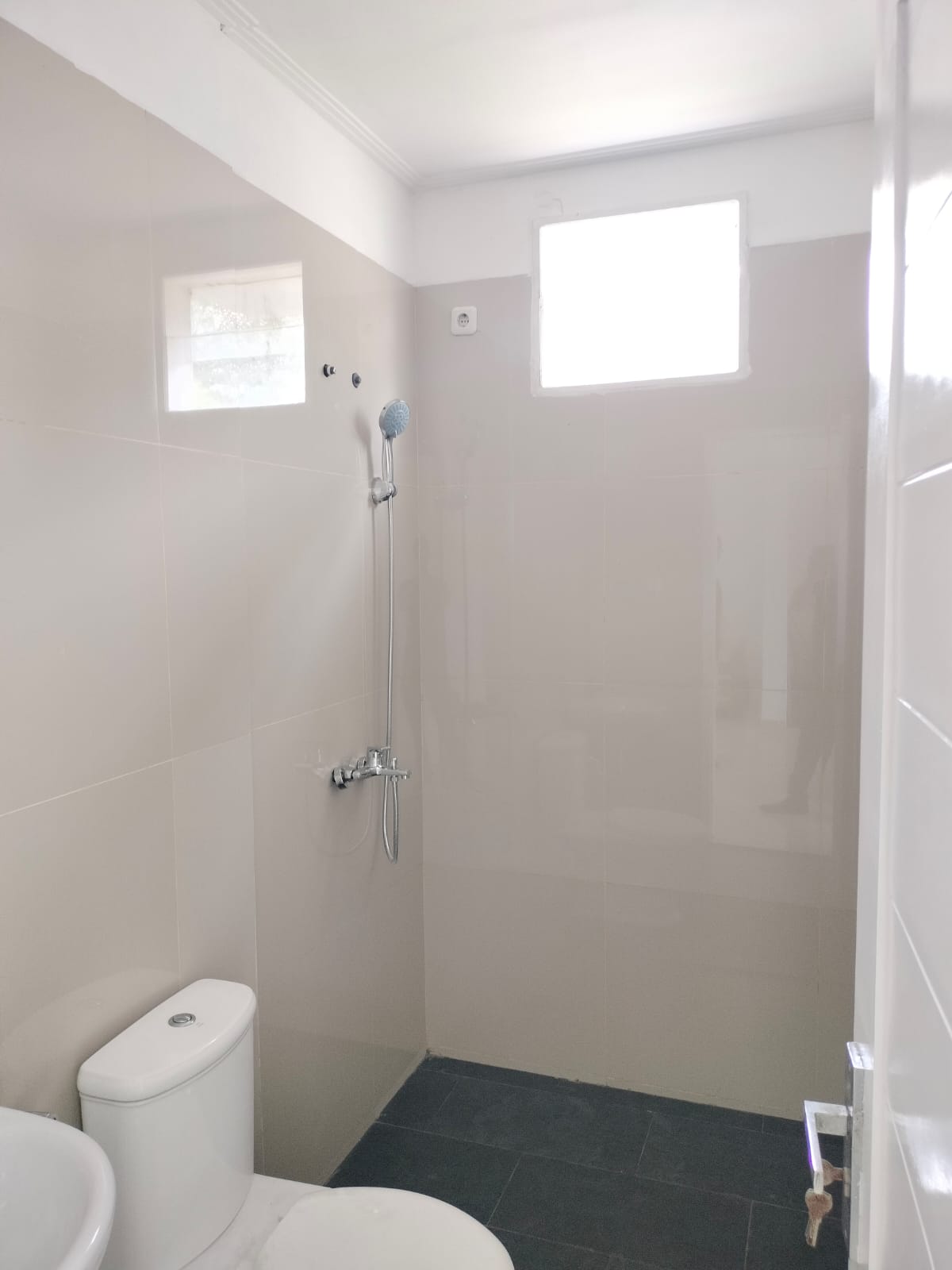 DIJUAL CEPAT RUMAH MINIMALIS TENGAH KOTA