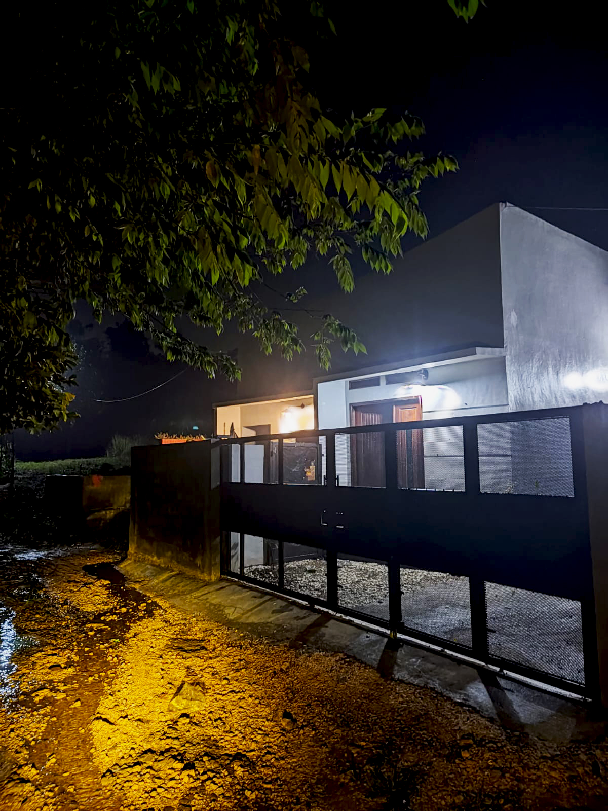 DIJUAL MURAH DENGAN ISI- ISINYA + FURNISH DI BOGOR