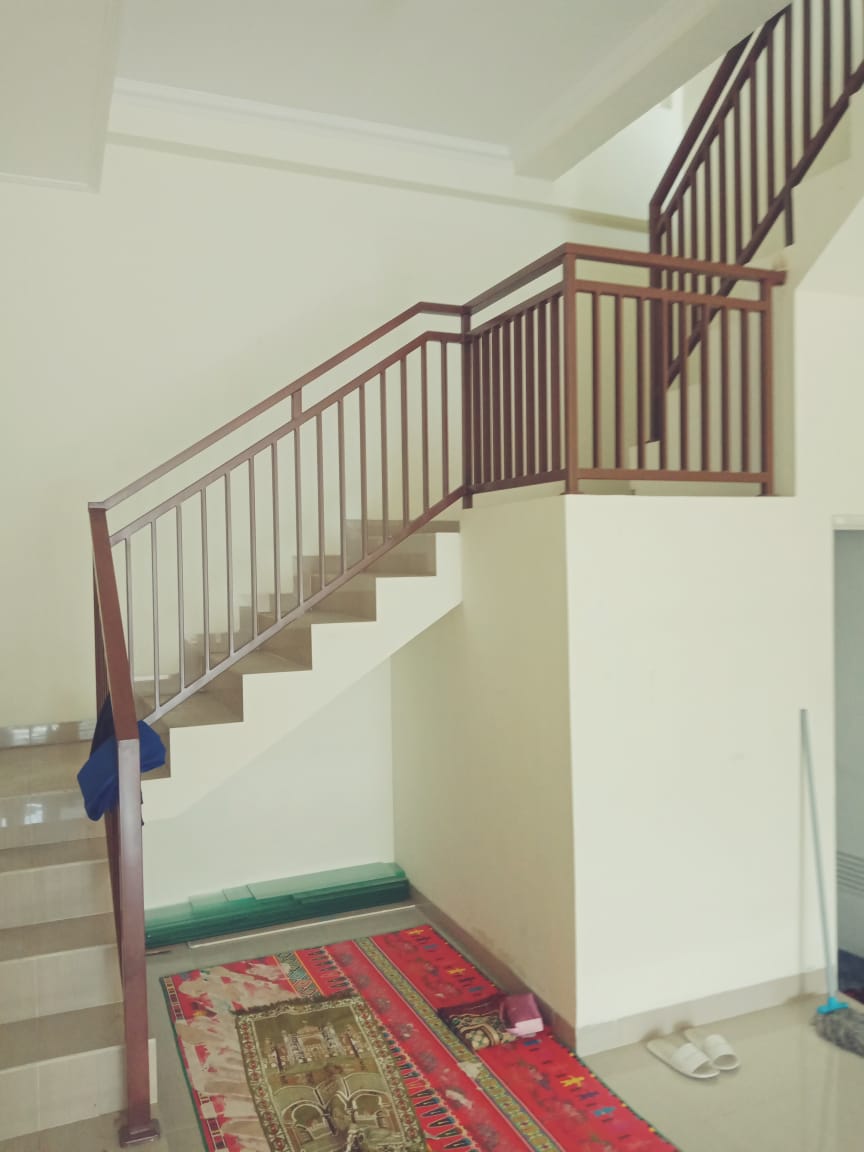 Ruko 3 Lantai Lokasi di Jl. Raya Semplak