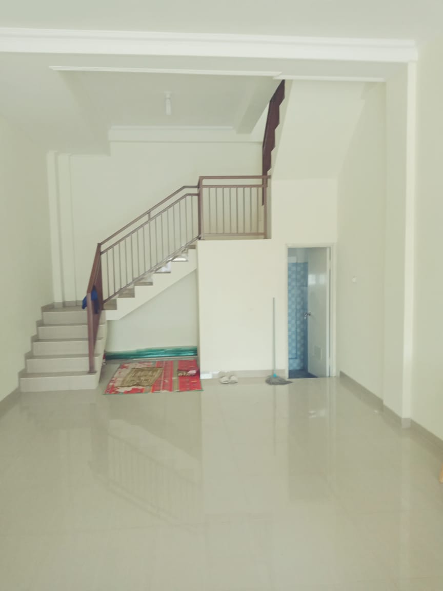 Ruko 3 Lantai Lokasi di Jl. Raya Semplak