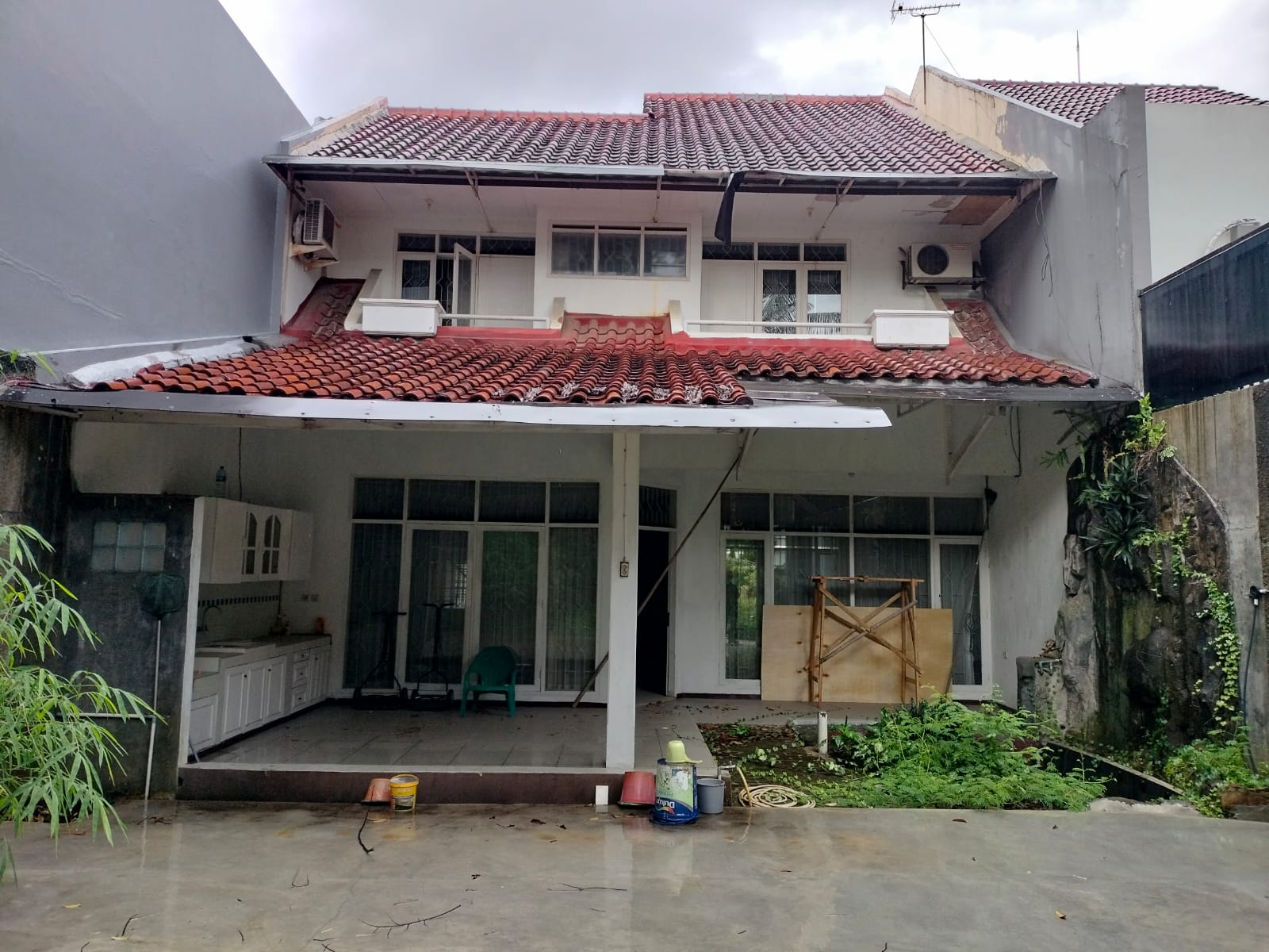 DIJUAL RUMAH LUX DAN MENARIK