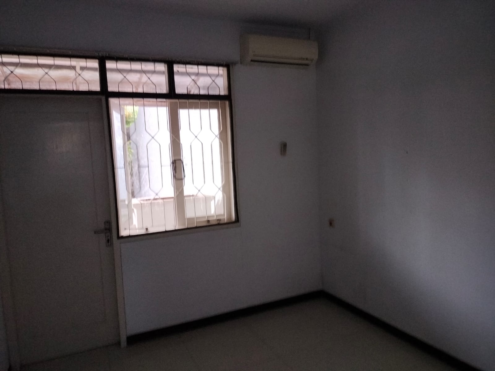 DIJUAL RUMAH LUX DAN MENARIK