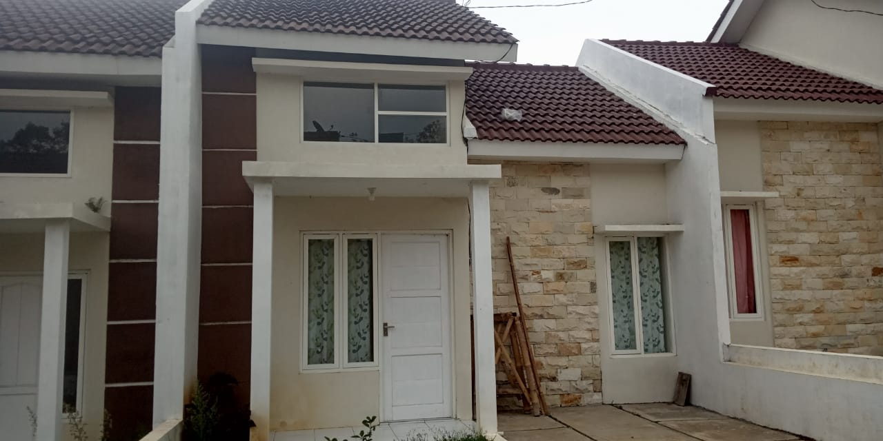 DISEWAKAN RUMAH DI LAWANG MALANG 7,5 JT/TAHUN