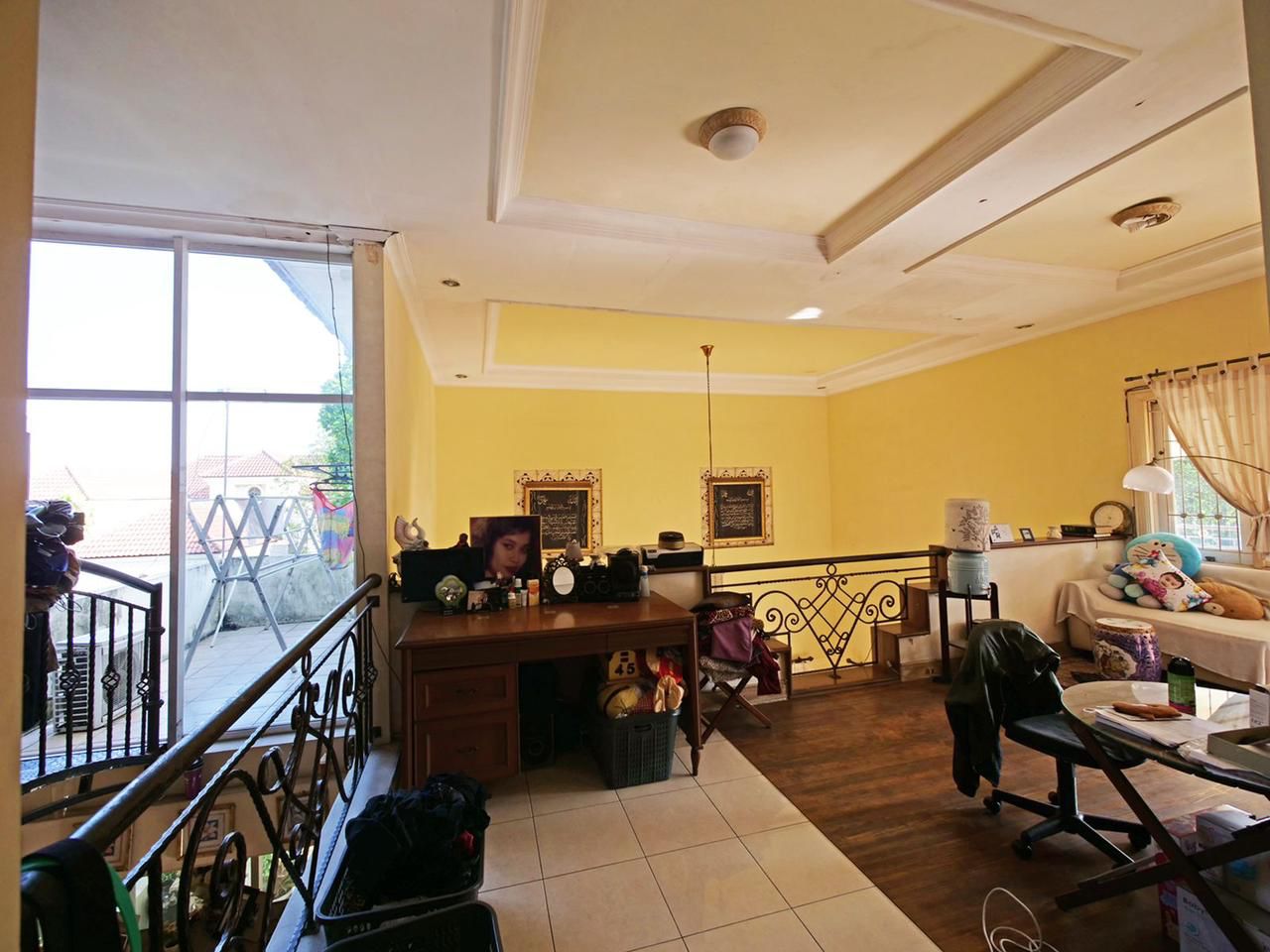 RUMAH MEWAH HARGA DIBAWAH PASAR