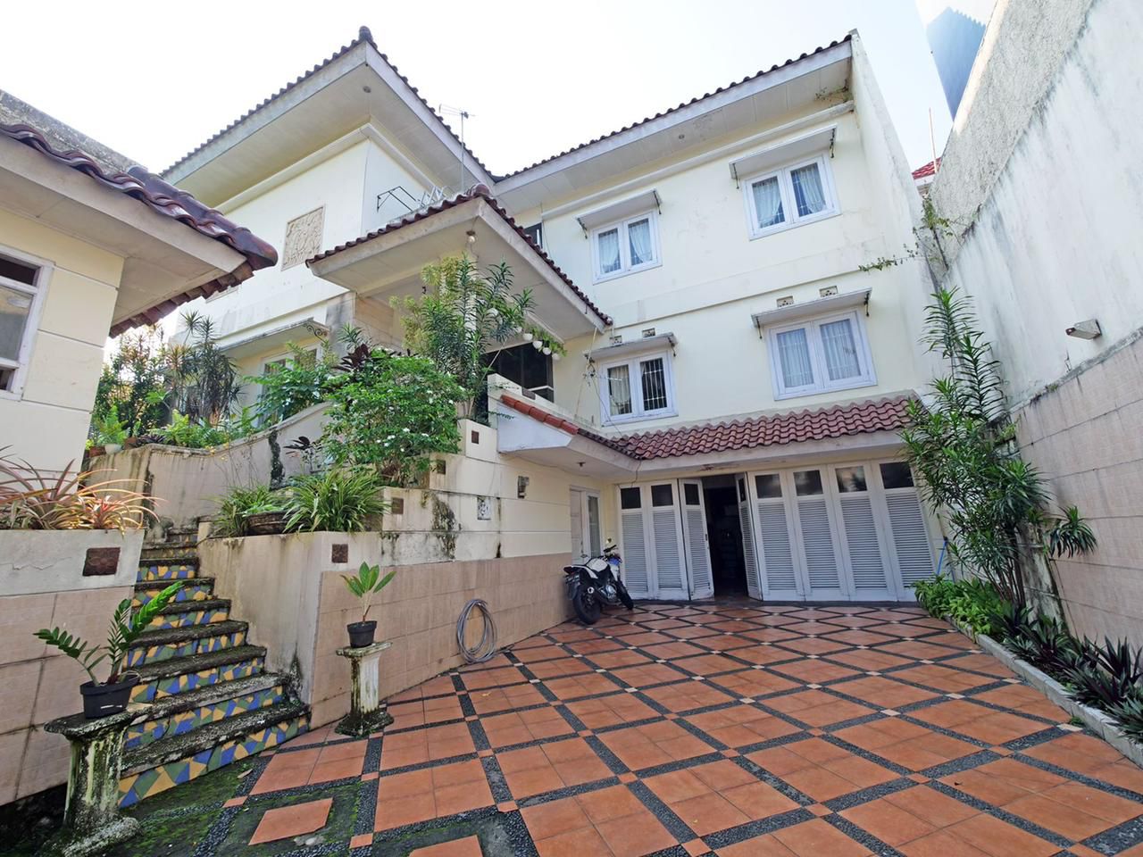 RUMAH MEWAH HARGA DIBAWAH PASAR