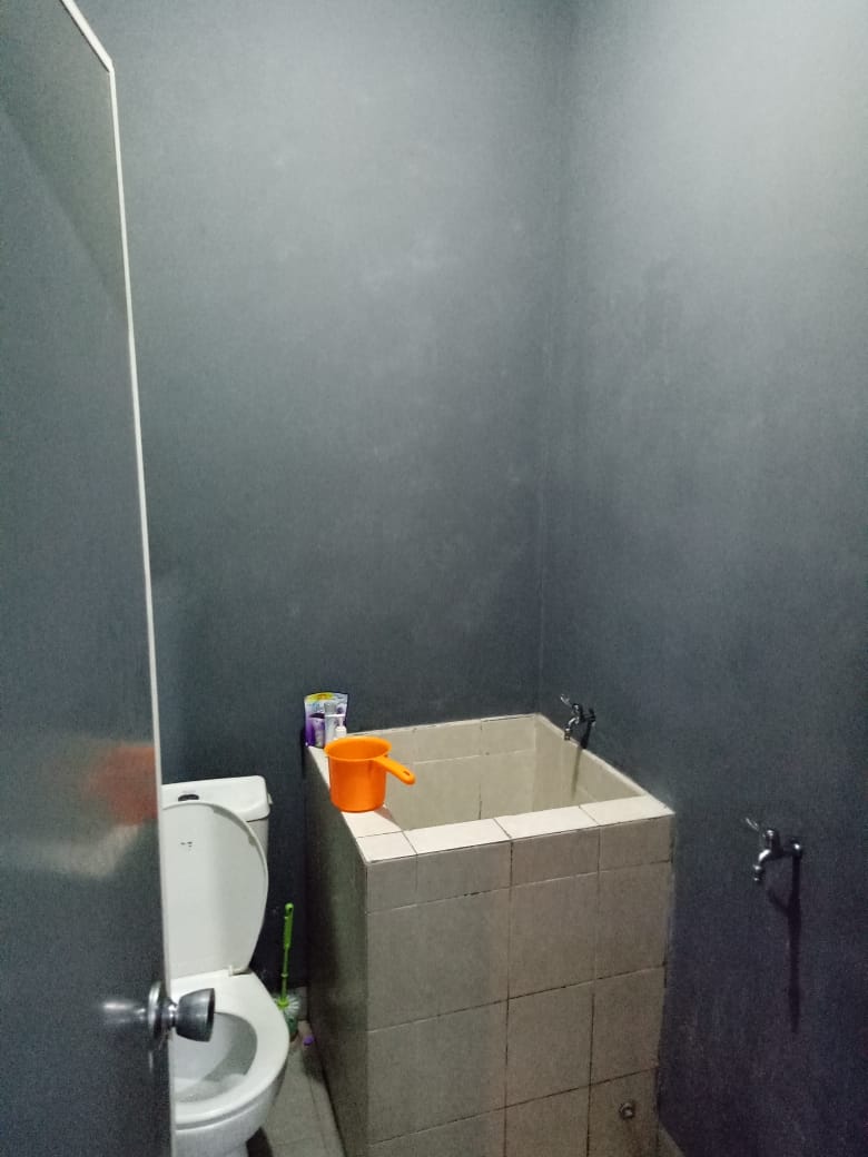 Ruko 2 Lantai Terletak Di Taman Yasmin