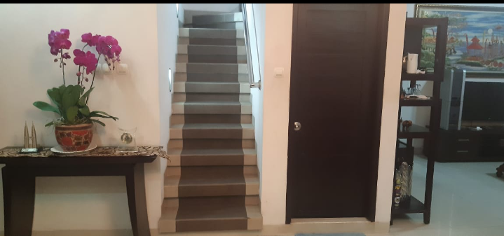 Gedebage dekat summarecon Bandung 2lantai rumah