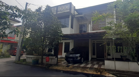 Gedebage dekat summarecon Bandung 2lantai rumah