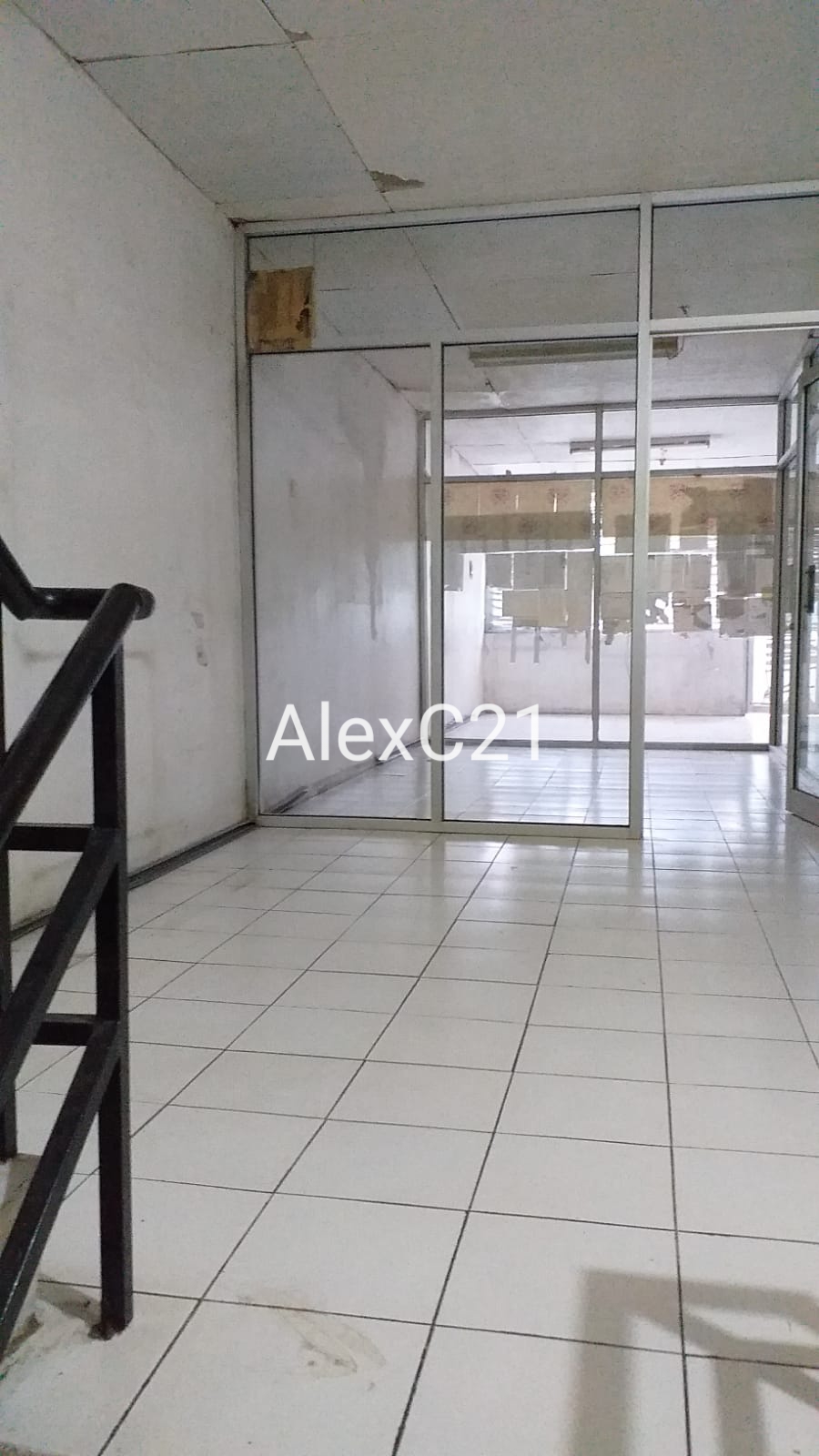 disewakan Ruko 3 lantai di Kebayoran Lama, Grogol Selatan, Kebay