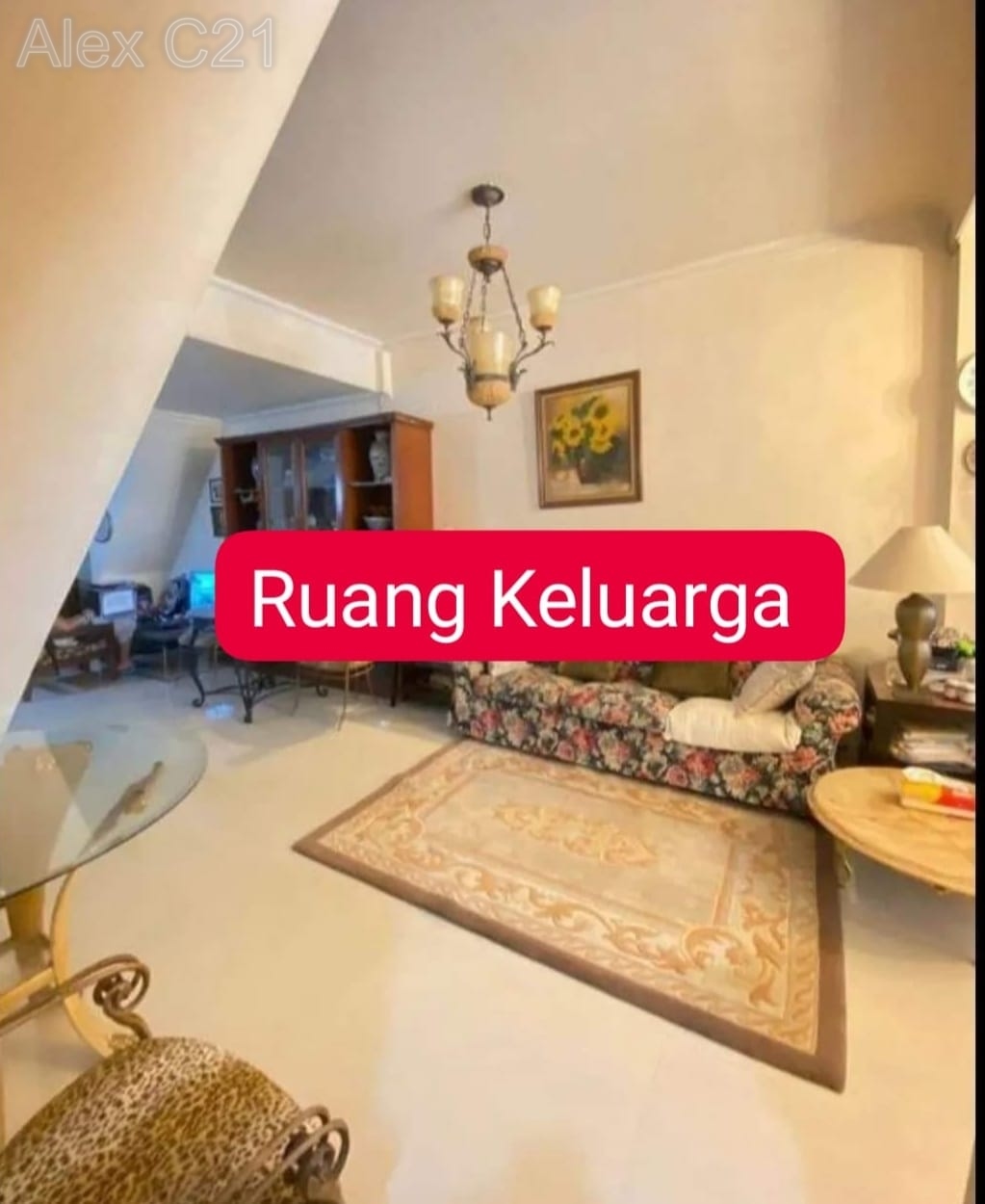 Dijual Rumah Komplek Mewah Cantik di Area Daan Mogot