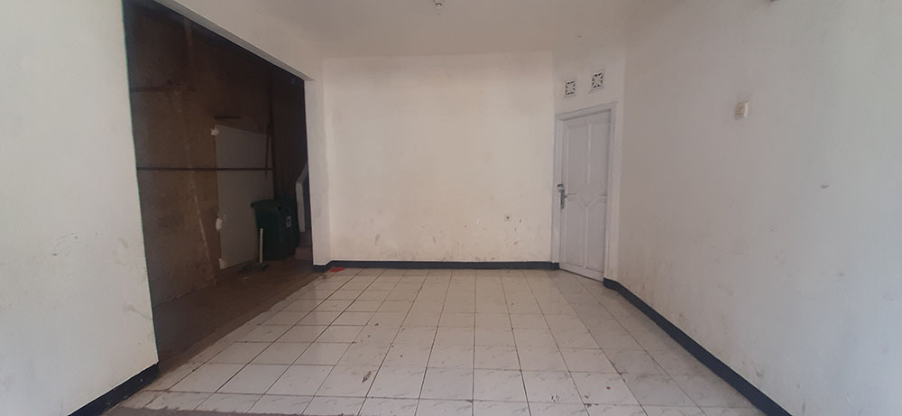 TOWNHOUSE  DI SAYAP JALAN JATIHANDAP BANDUNG