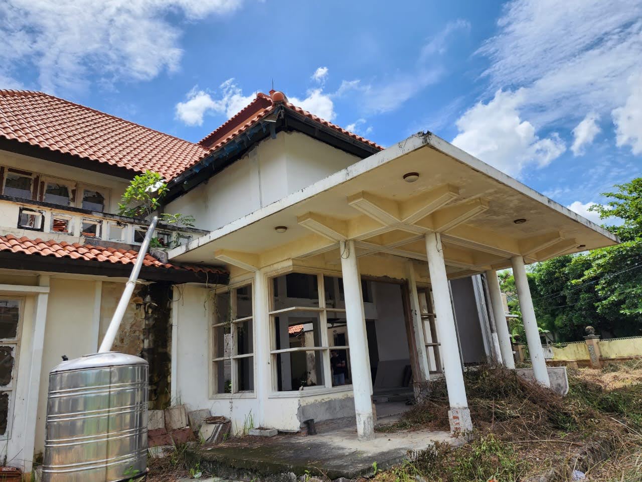 *Dijual RUMAH DARMO SENTOSA RAYA HITUNG TANAH, Surabaya Barat*