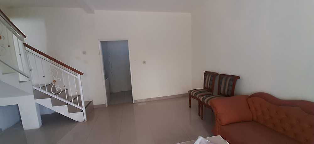 RUMAH GAYA AMERICAN COUNTRY DI JATIHANDAP BANDUNG