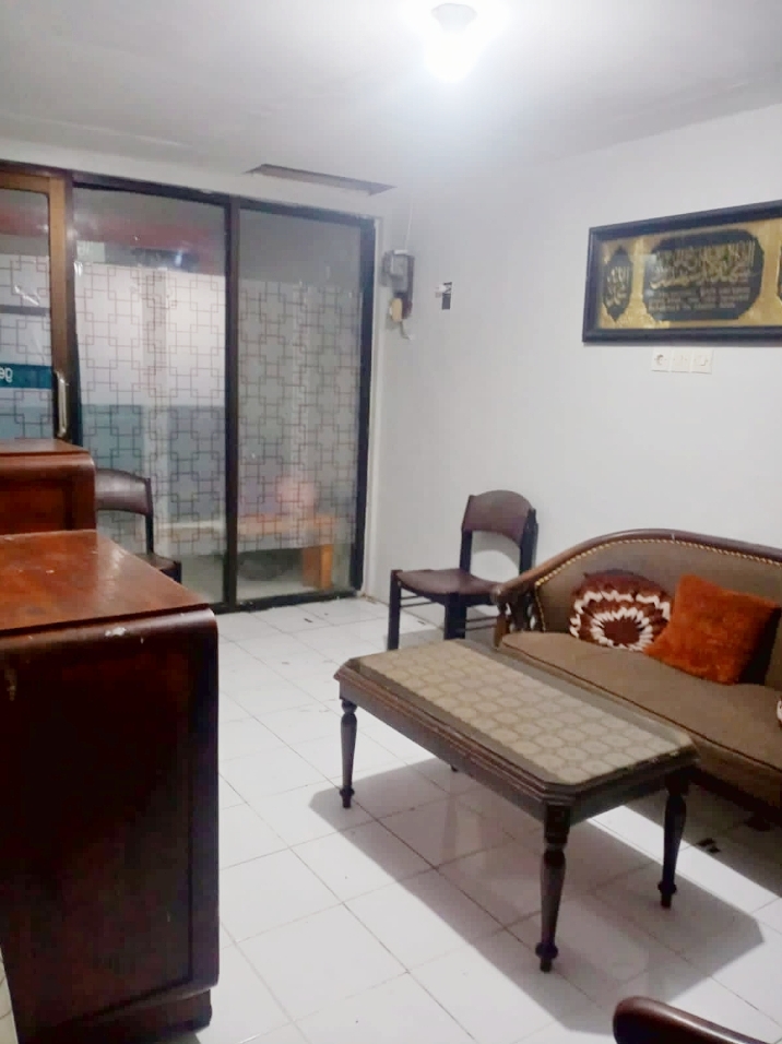Jual Rumah besar luas second pinggir jln SHM siap huni dan usaha