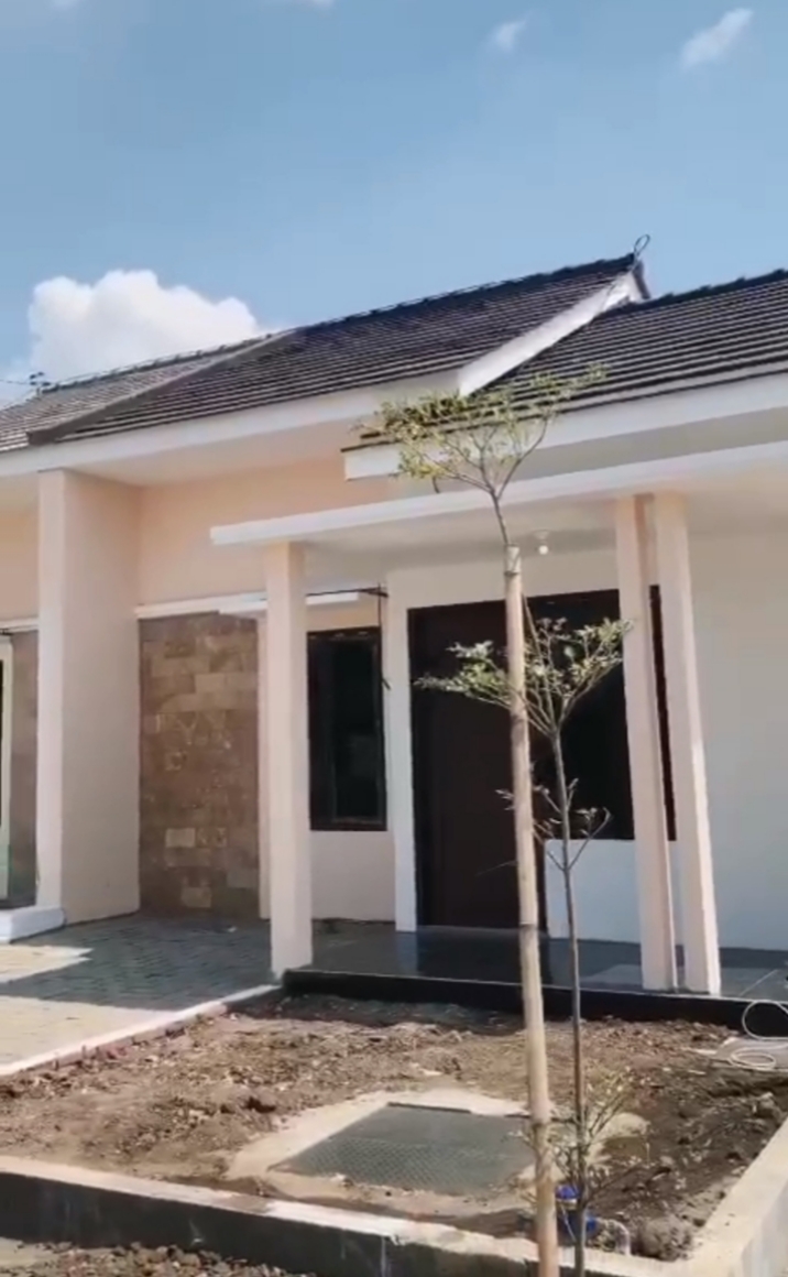 Rumah bisa KPR 288jt Nyaman Dan Strategis di Lawang Malang