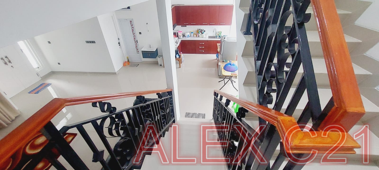 Jual cepat rumah baru mewah di komplek Bukit Pamulang Indah