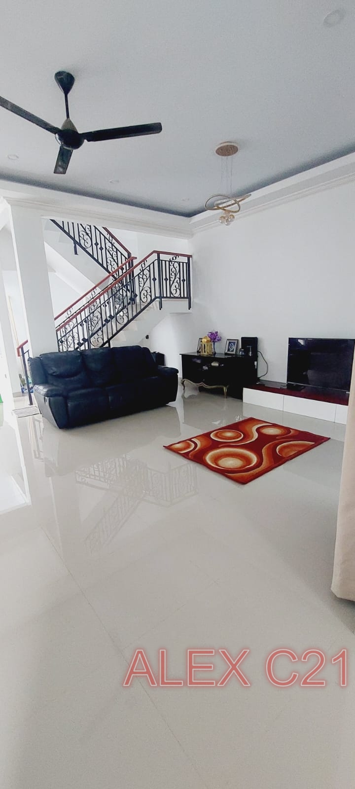 Jual cepat rumah baru mewah di komplek Bukit Pamulang Indah