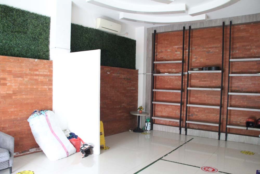 Disewakan ruko dengan di daerah Kemanggisan Raya,  Palmerah