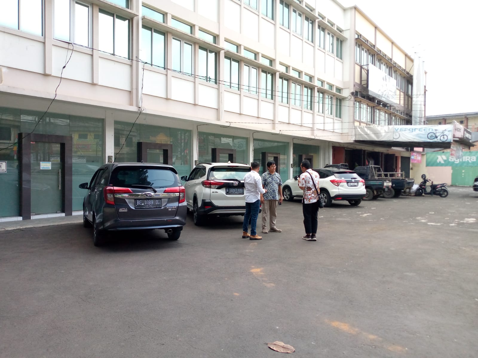 DISEWAKAN GUDANG EXCLUSIVE DI JATIBENING BEKASI KOTA