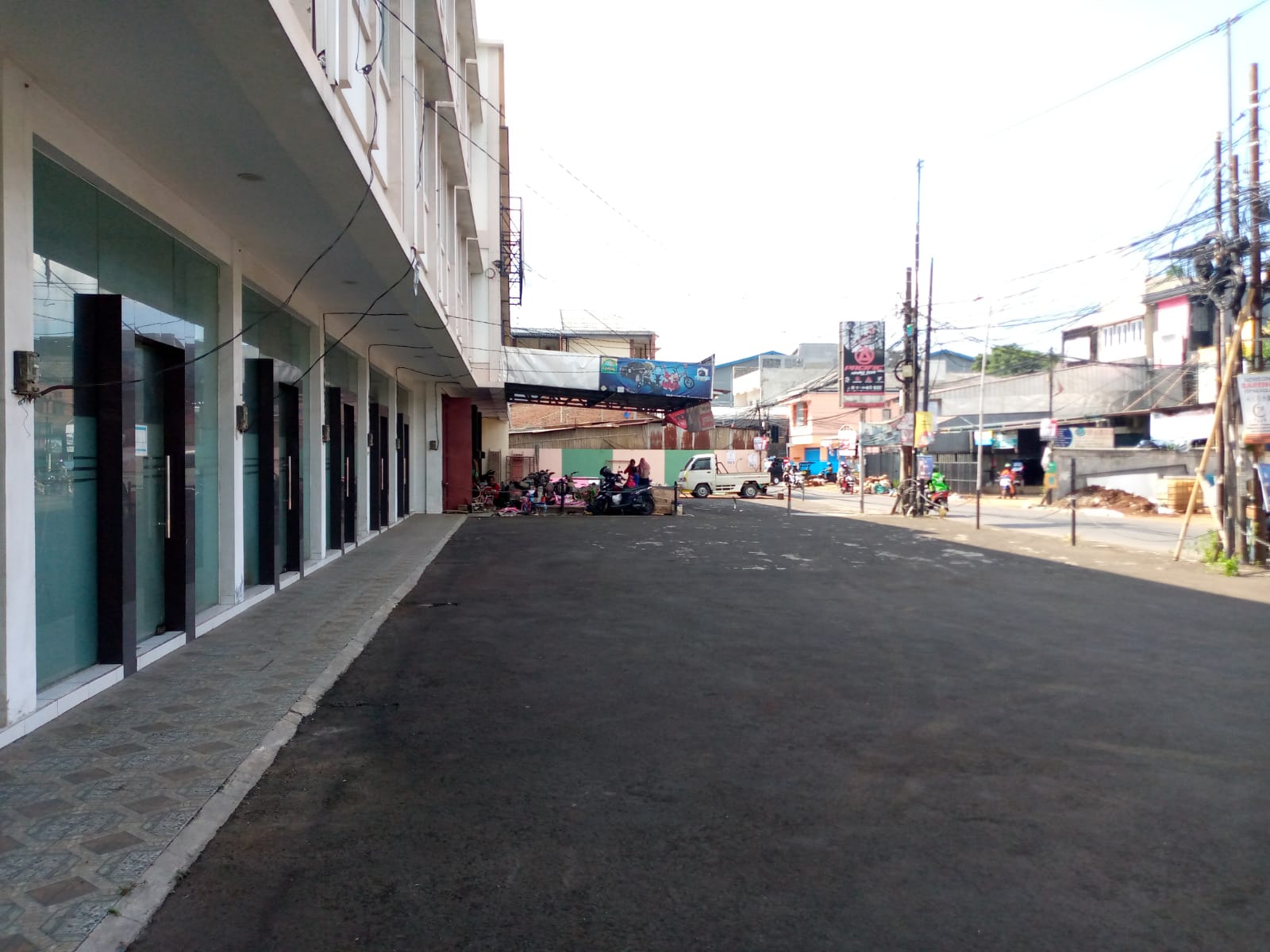 DISEWAKAN GUDANG EXCLUSIVE DI JATIBENING BEKASI KOTA