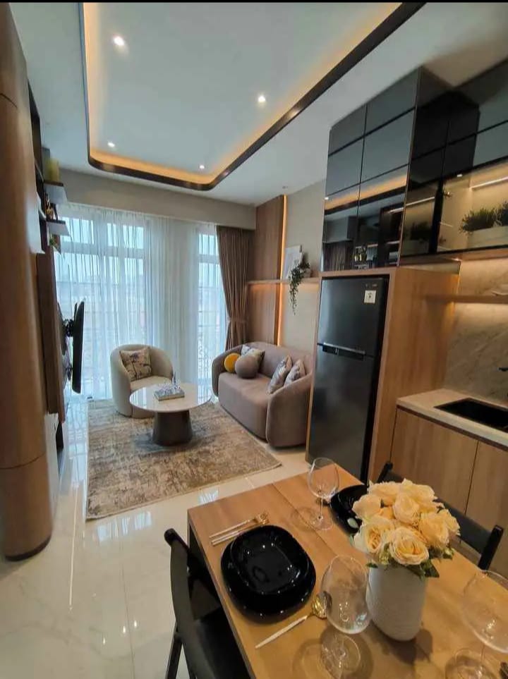 APARTHOUSE 3 LANTAI DI JAKARTA SELATAN