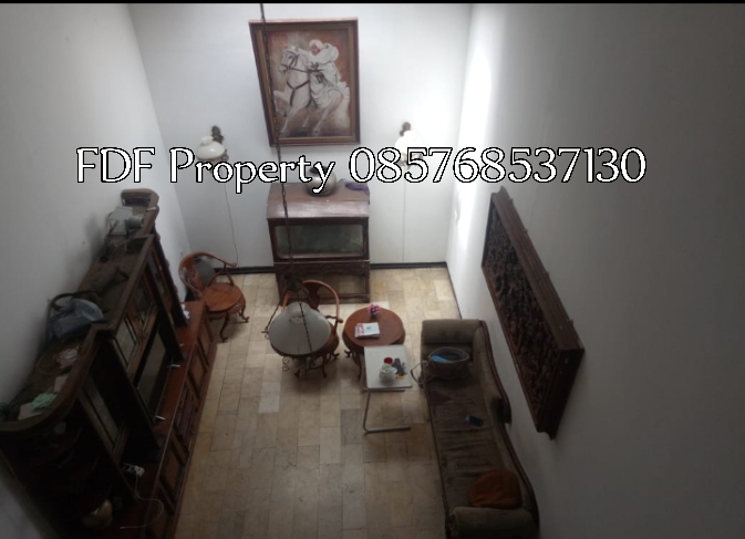 Rumah lama siap huni di Bandung