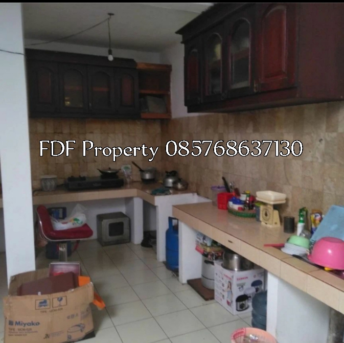 Rumah lama siap huni di Bandung