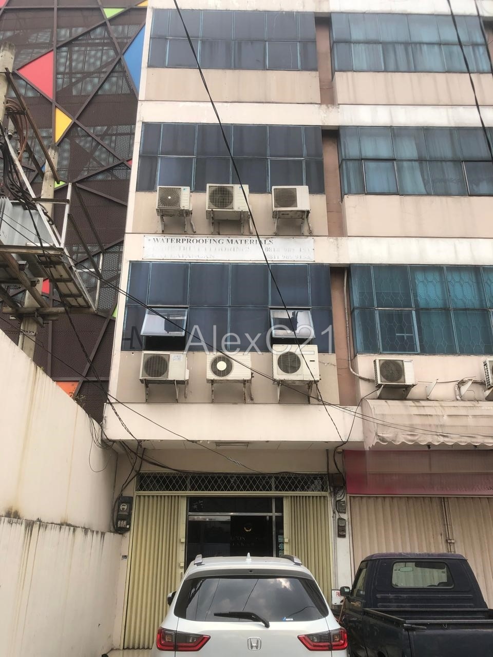 Disewakan ruko 4 lantai diarea Kebon Jeruk, Srengseng, jakbar