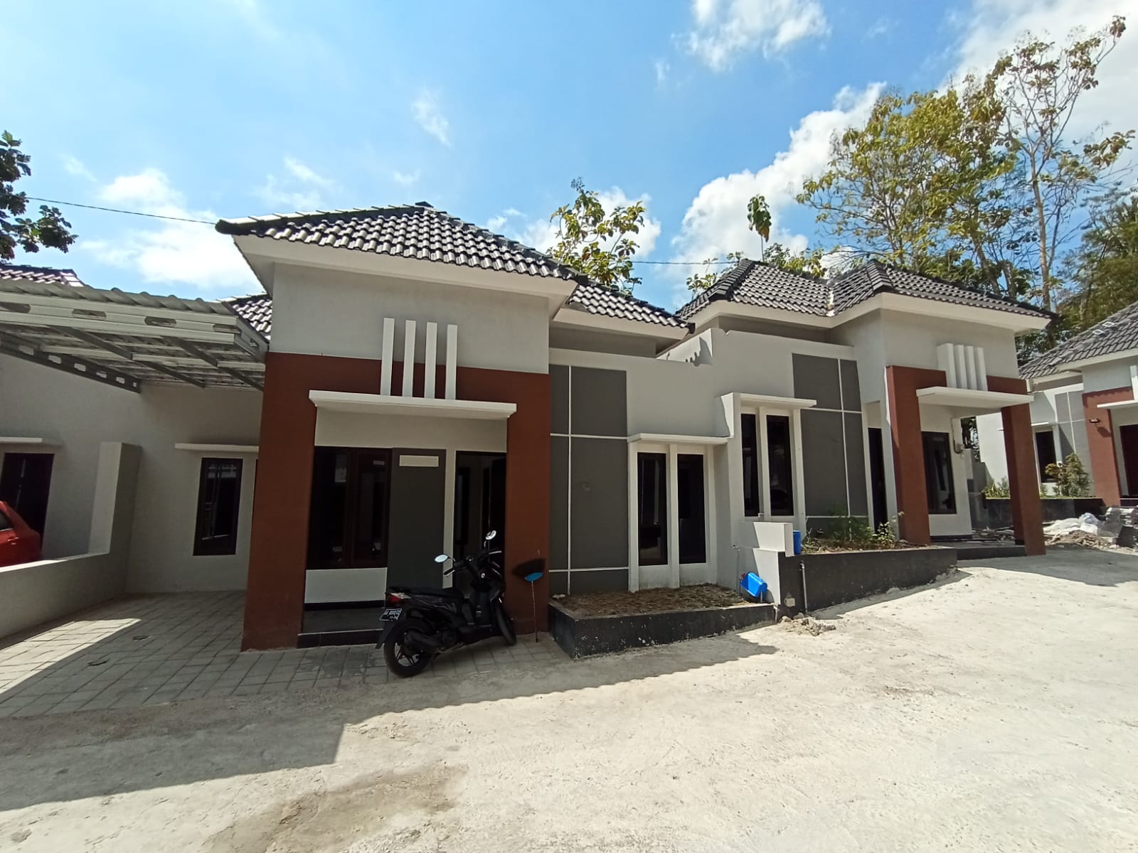 Rumah siap huni 400 juta di bangunjiwo