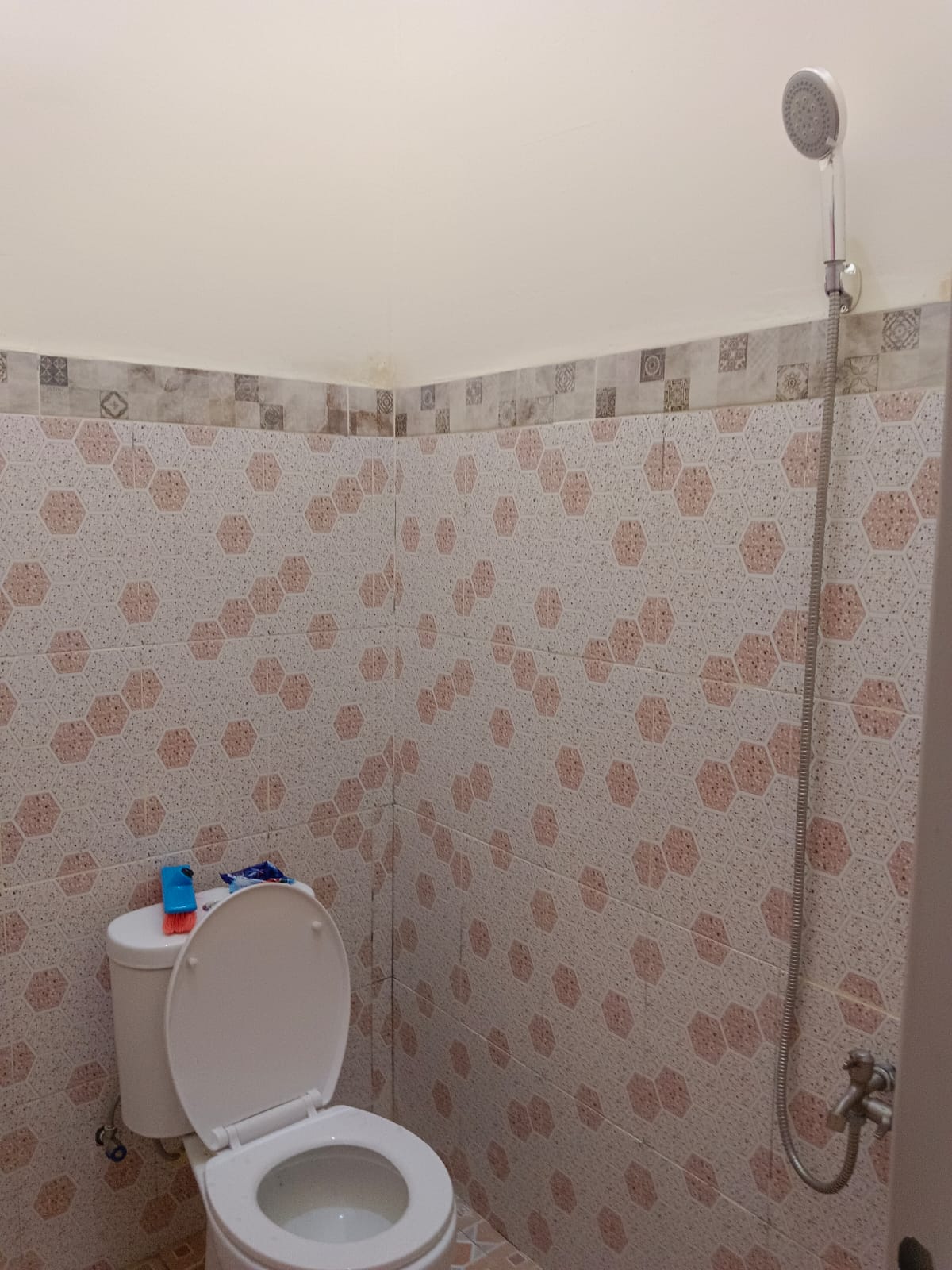 Rumah disewakan Gununganyar Baru IIB