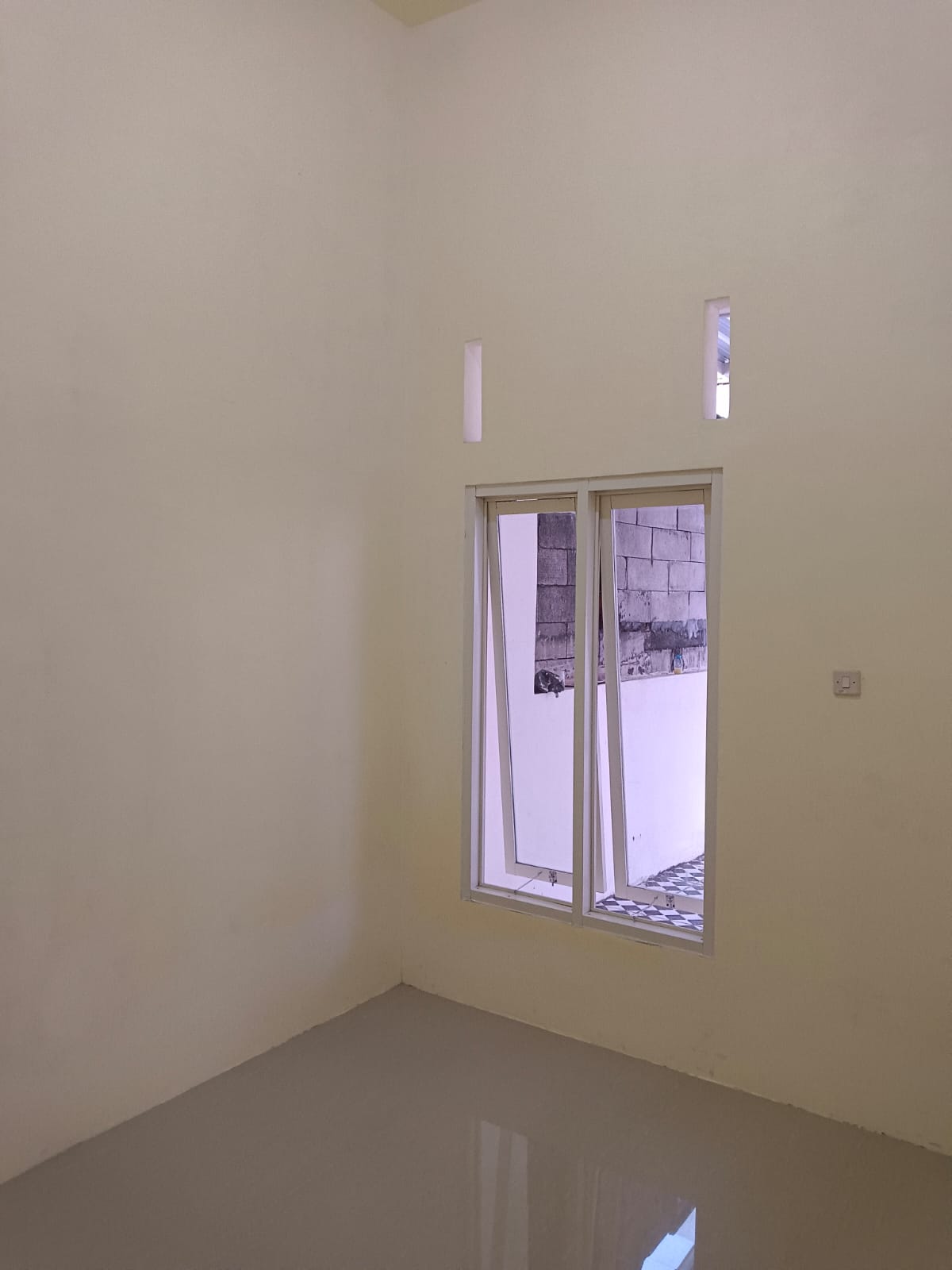 Rumah disewakan Gununganyar Baru IIB