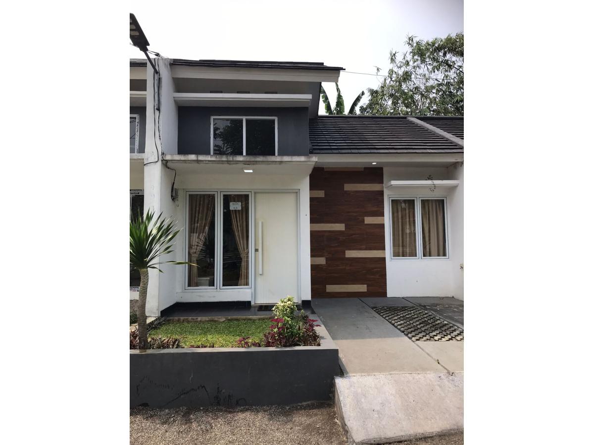 Rumah Strategis di Cluster Sun Mansion, Tajurhalang, Bogor P0129