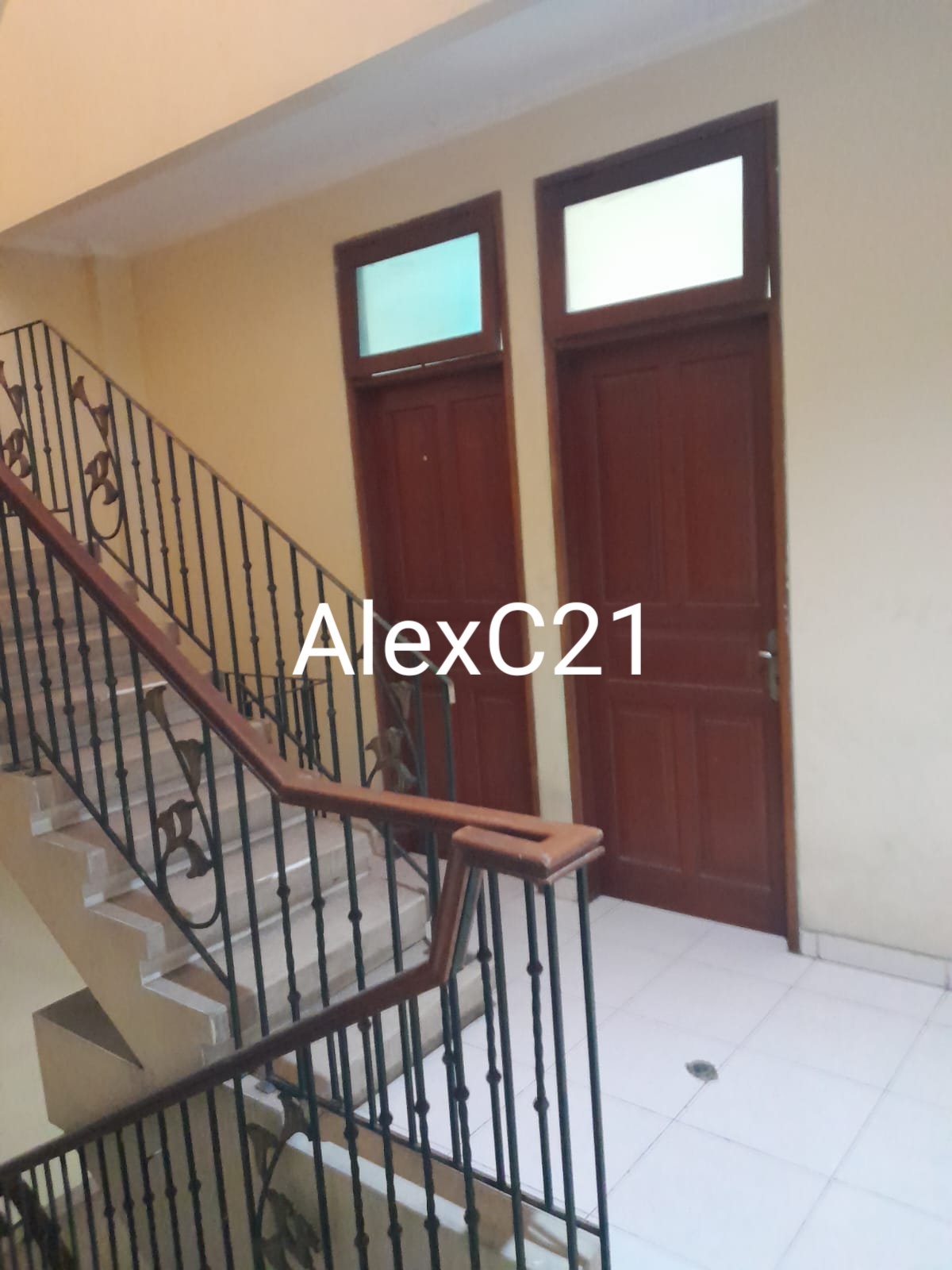 Disewakan Rukan di Kelapa Dua, Kebon Jeruk, Jakarta Barat