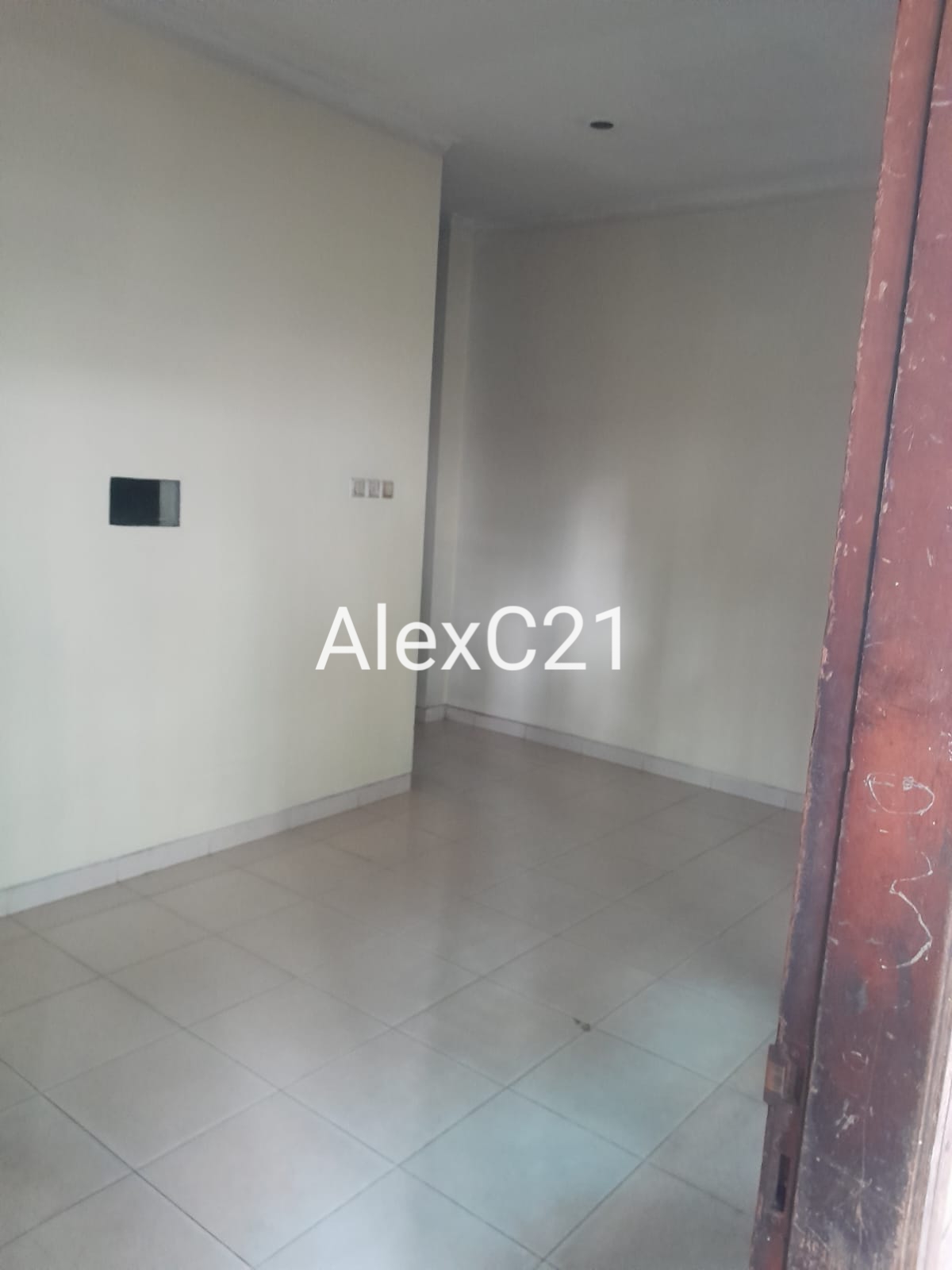 Disewakan Rukan di Kelapa Dua, Kebon Jeruk, Jakarta Barat