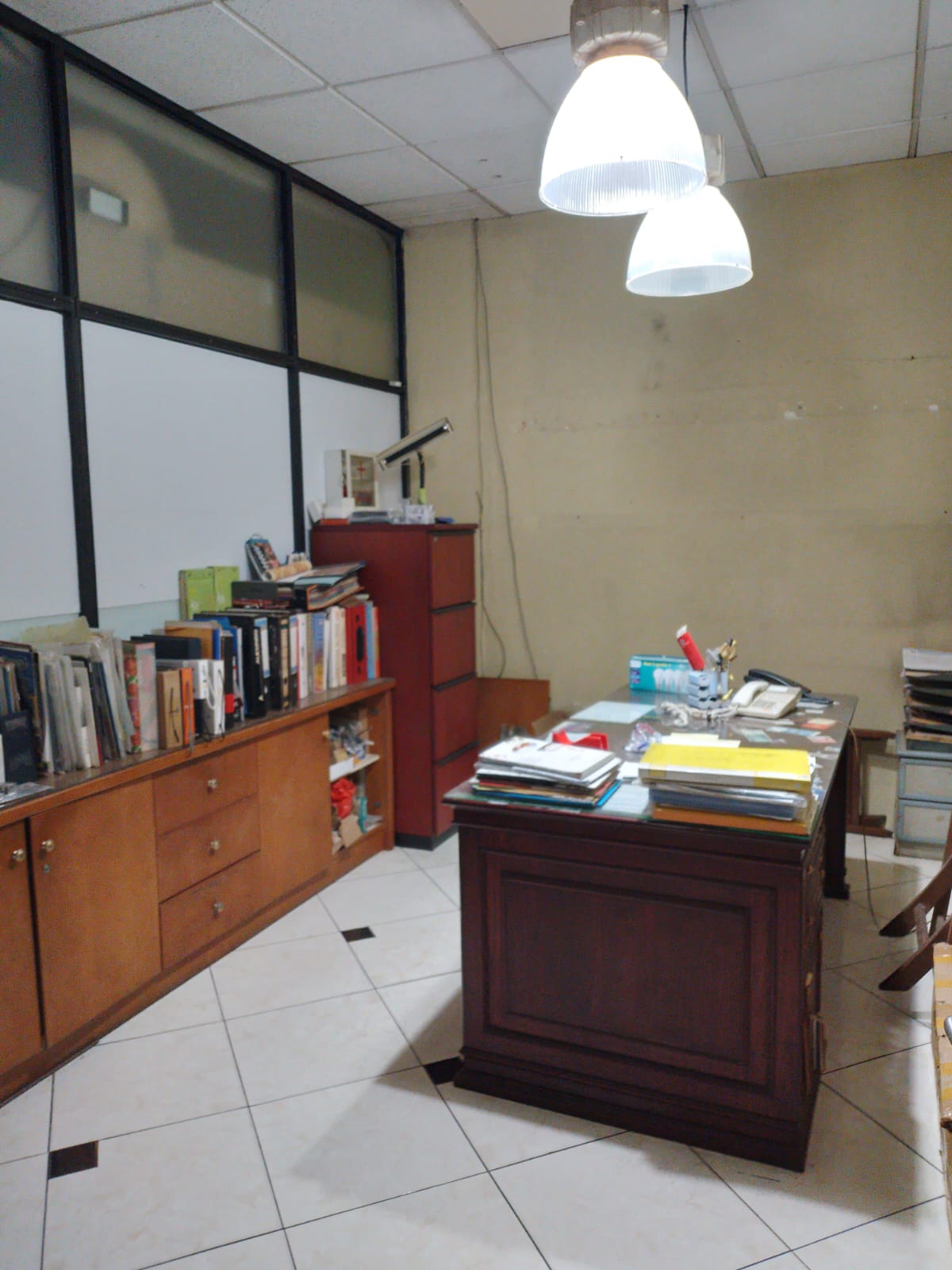 Dijual 2 unit ruko gandeng terhubung di Jl. RS. Fatmawati Raya