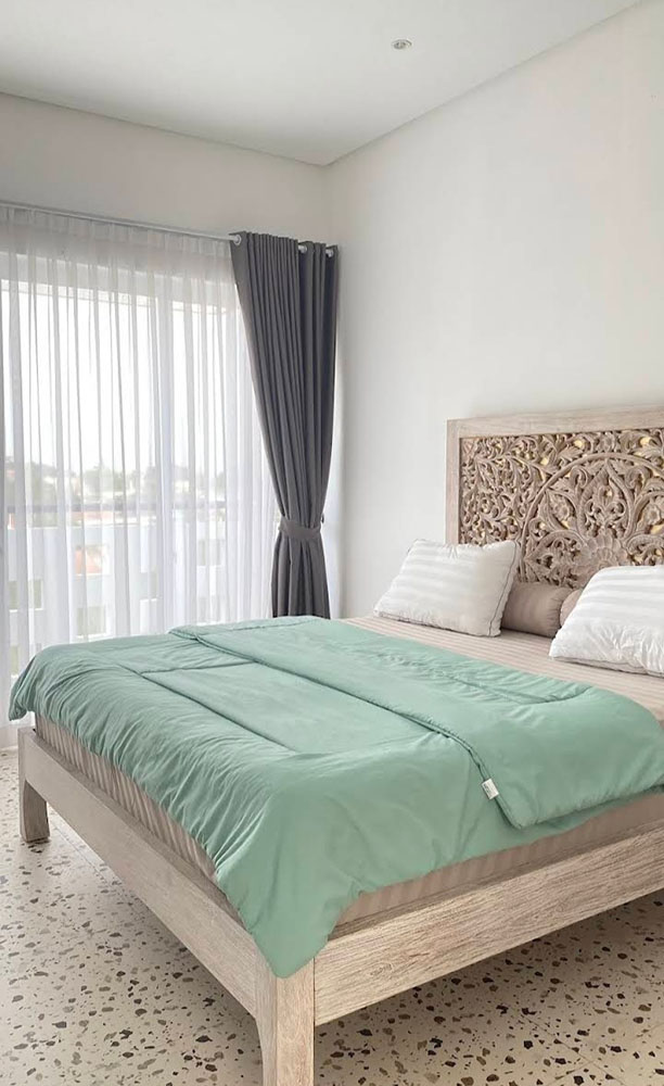 RUMAH GAYA YUNANI MODERN DENGAN SWIMMING POOL DI RESORT DAGO BDG