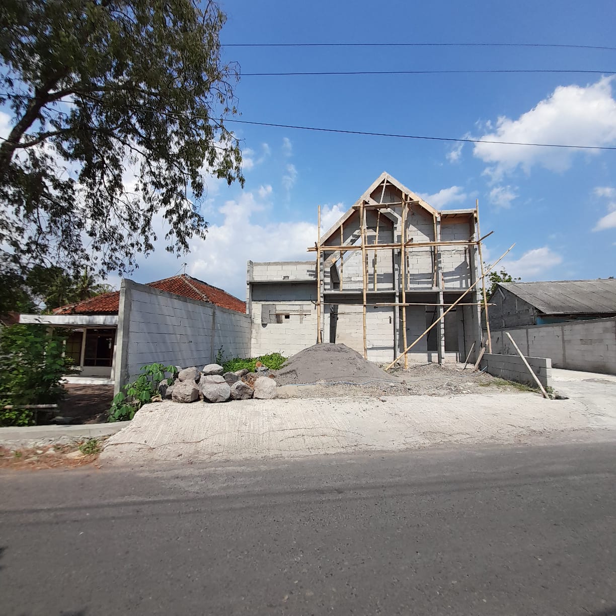 HUNIAN NYAMAN DI SELATAN UMY