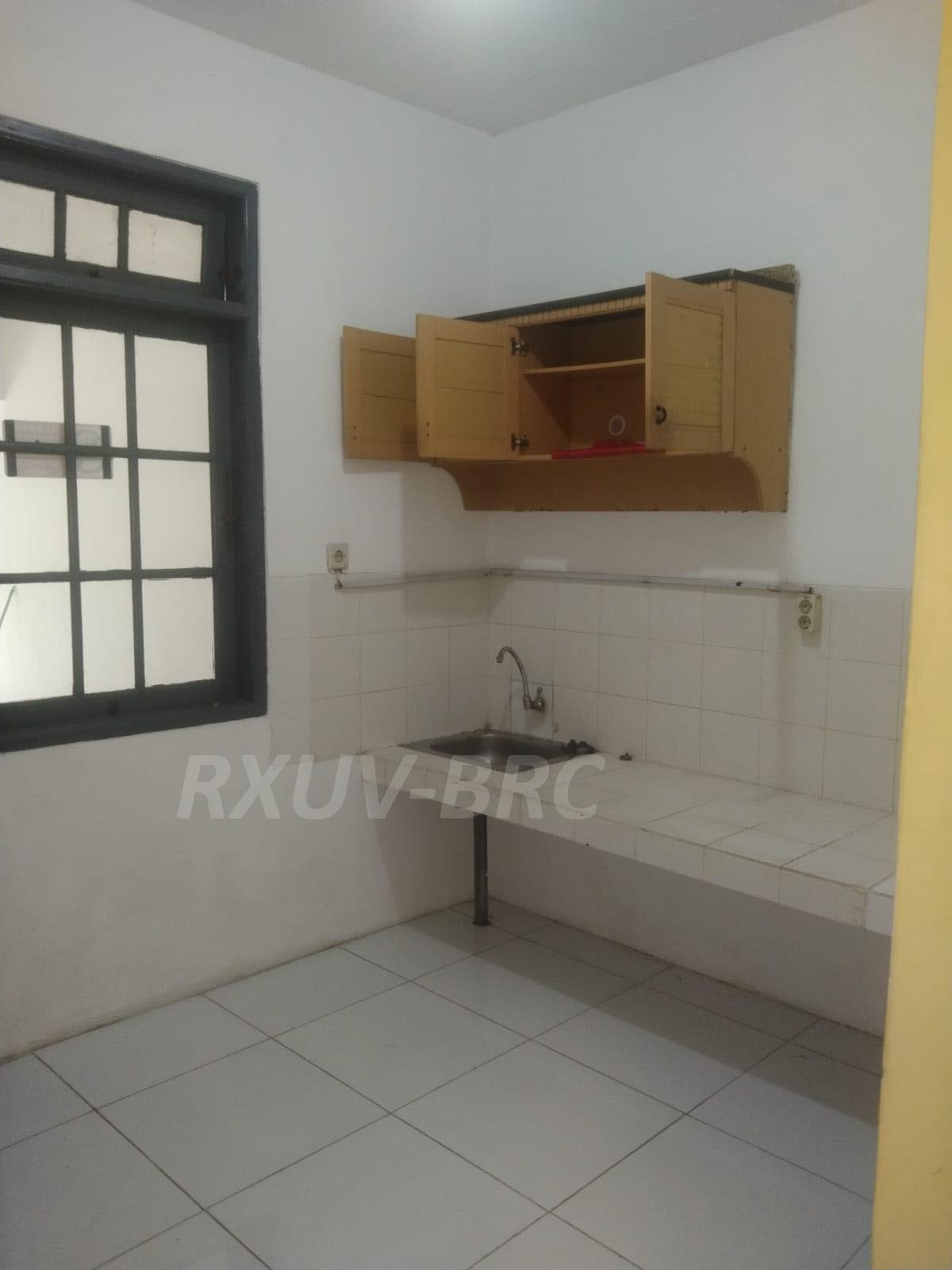 Disewakan Rumah Nyaman Siap Huni di Surabaya Barat, Dekat Mall!