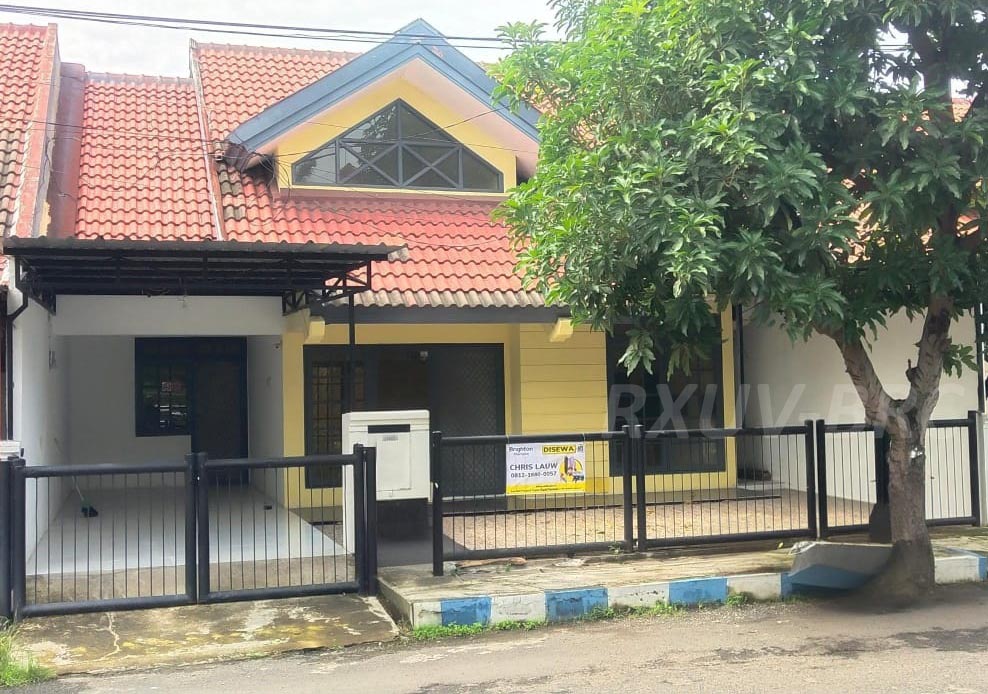 Disewakan Rumah Nyaman Siap Huni di Surabaya Barat, Dekat Mall!