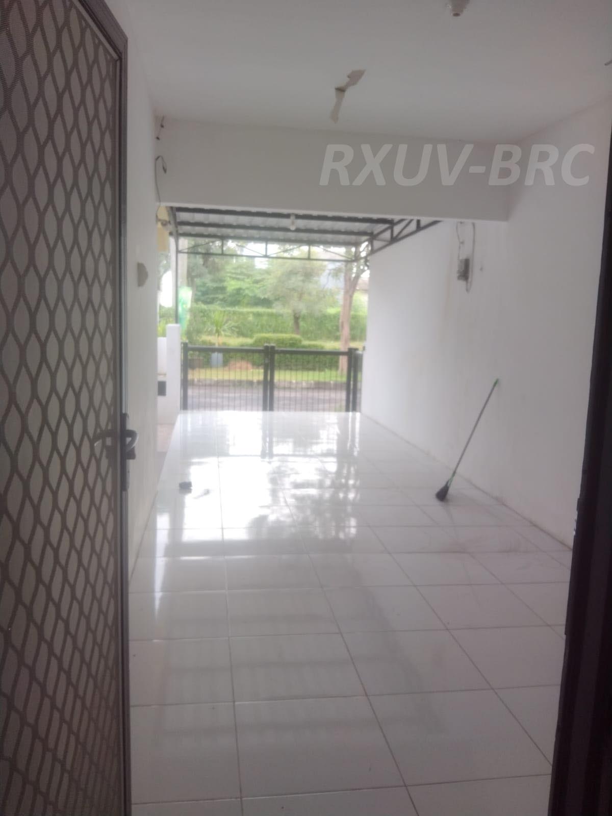 Disewakan Rumah Nyaman Siap Huni di Surabaya Barat, Dekat Mall!