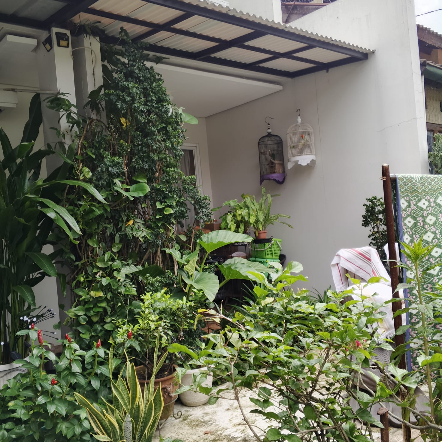 Jual rumah dikomplek mewah di Cinere, Depok, Jawa Barat