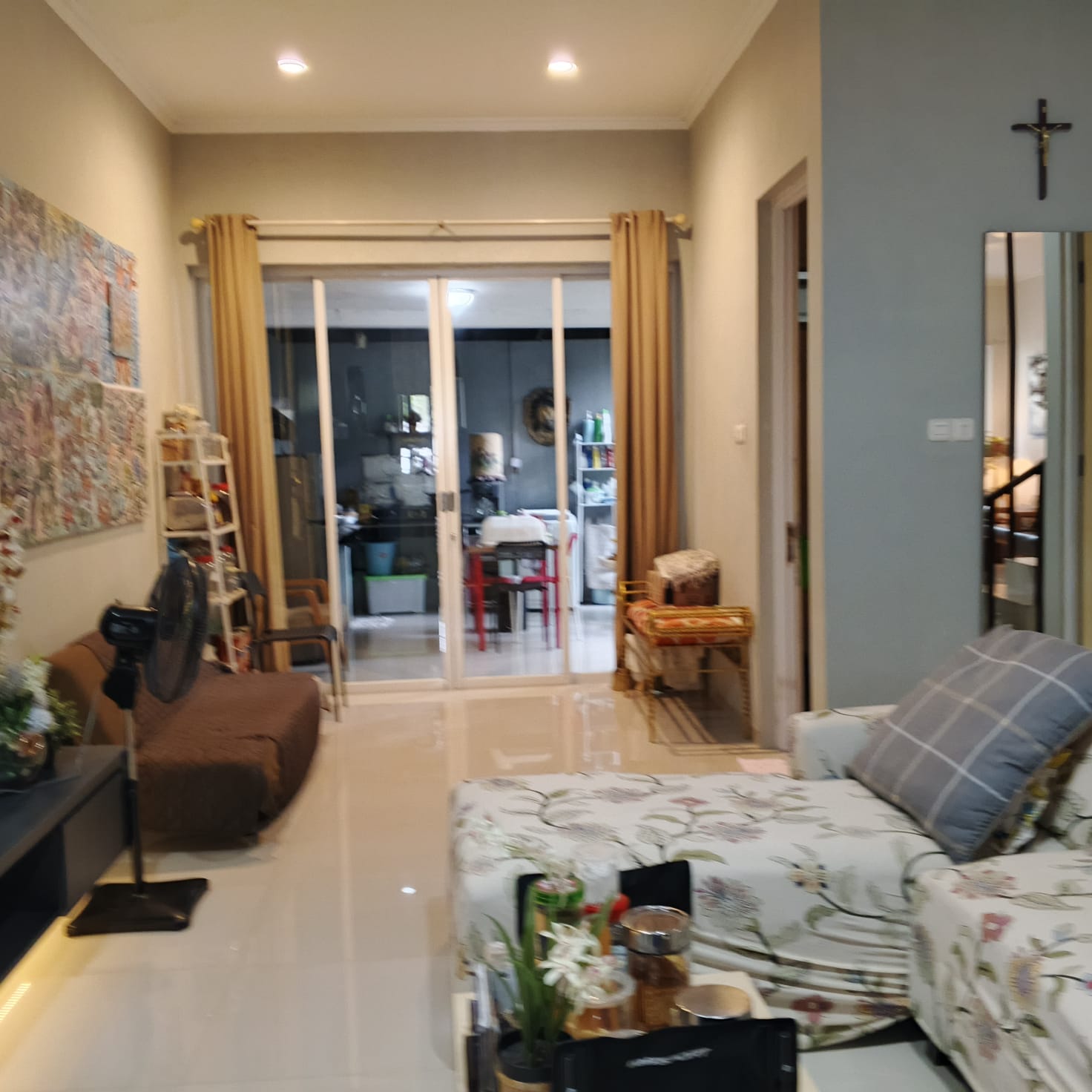 Jual rumah dikomplek mewah di Cinere, Depok, Jawa Barat