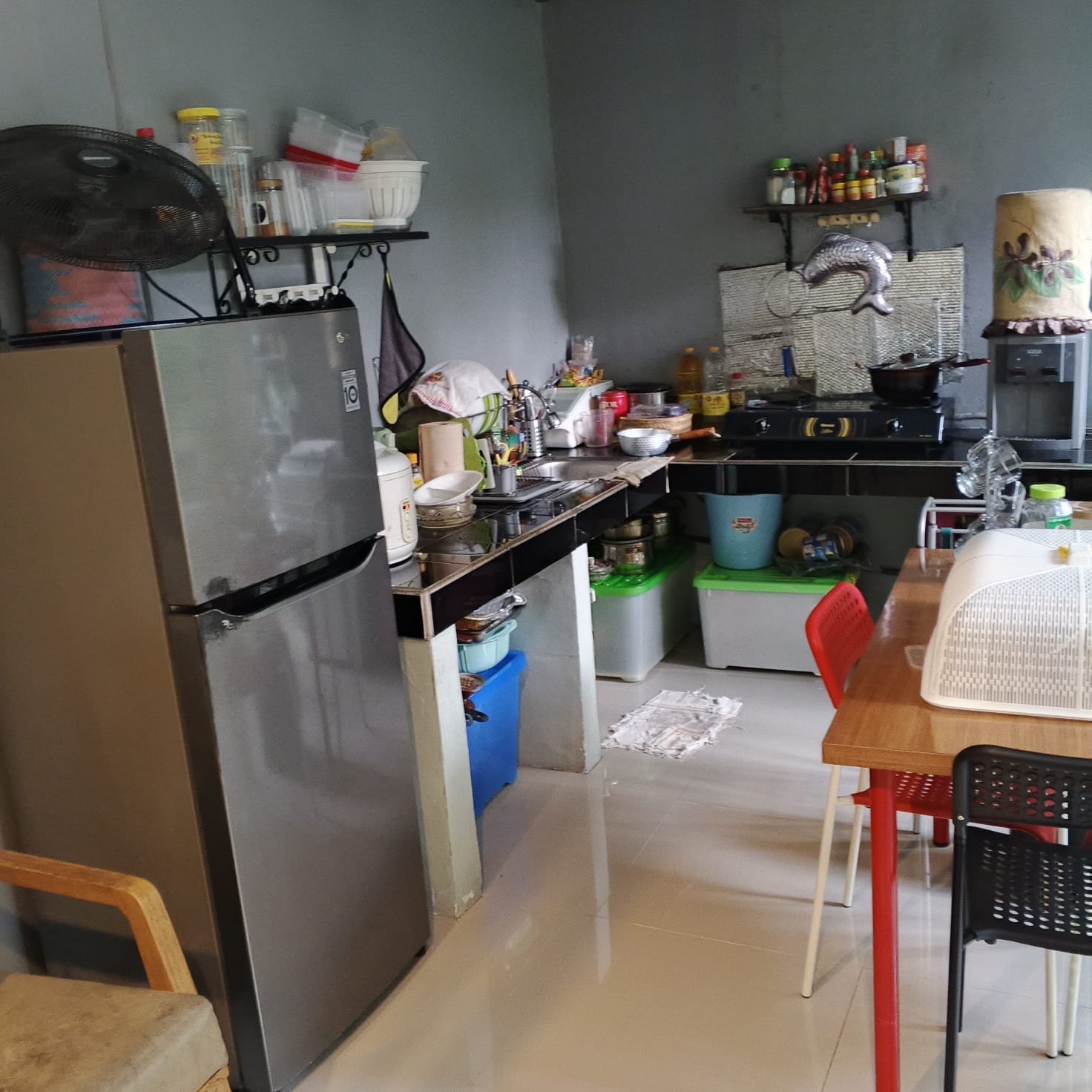 Jual rumah dikomplek mewah di Cinere, Depok, Jawa Barat