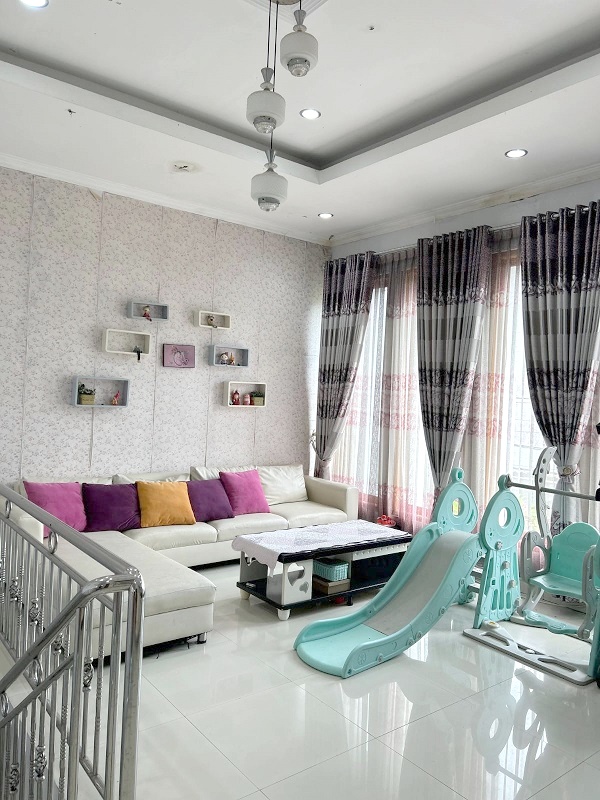 Rumah siap huni dalam lingkungan Ponpes Pandanaran dan Kampus