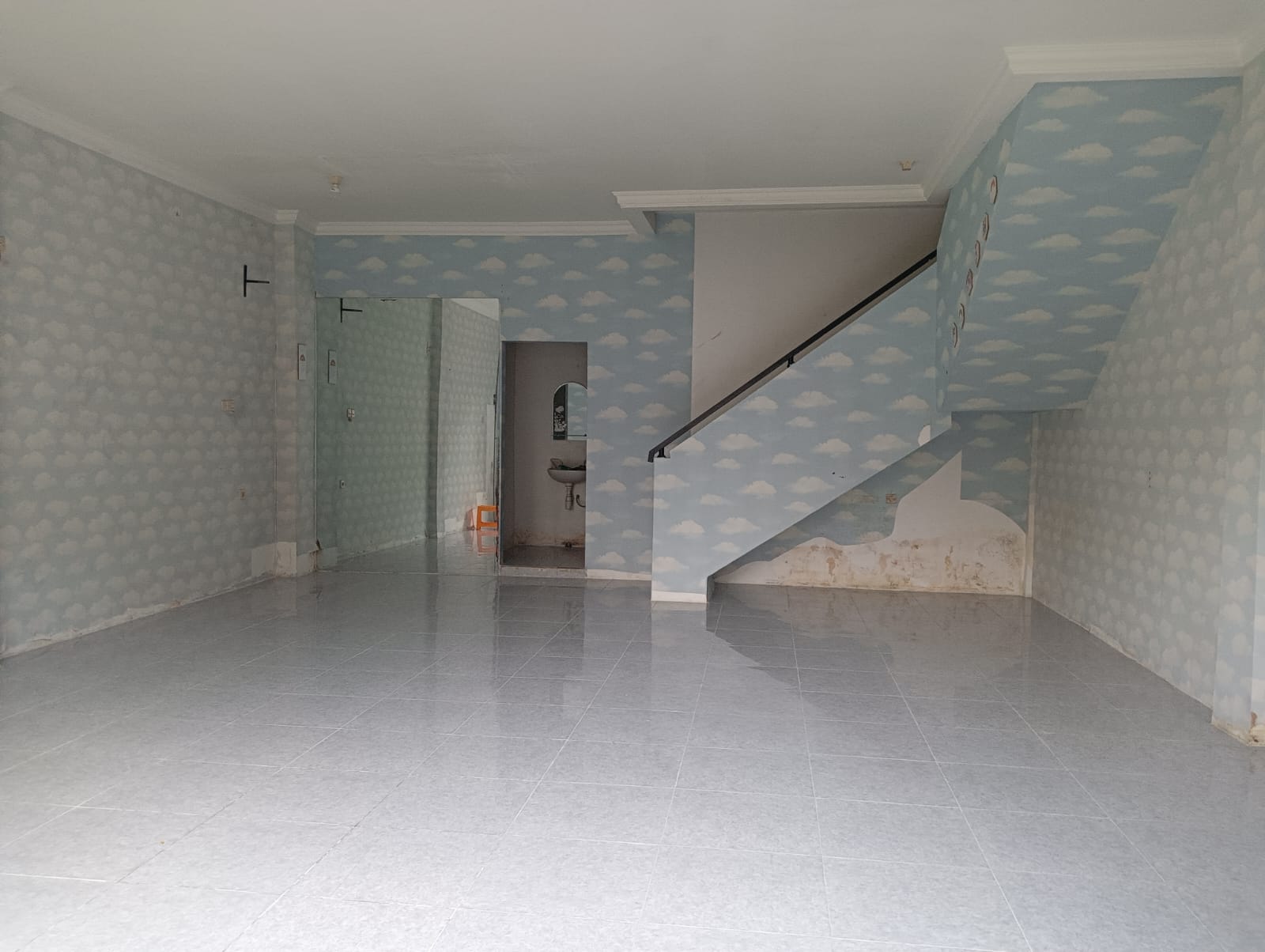 Ruko 2 lantai mewah dikelapadua depok dekat mako brimob