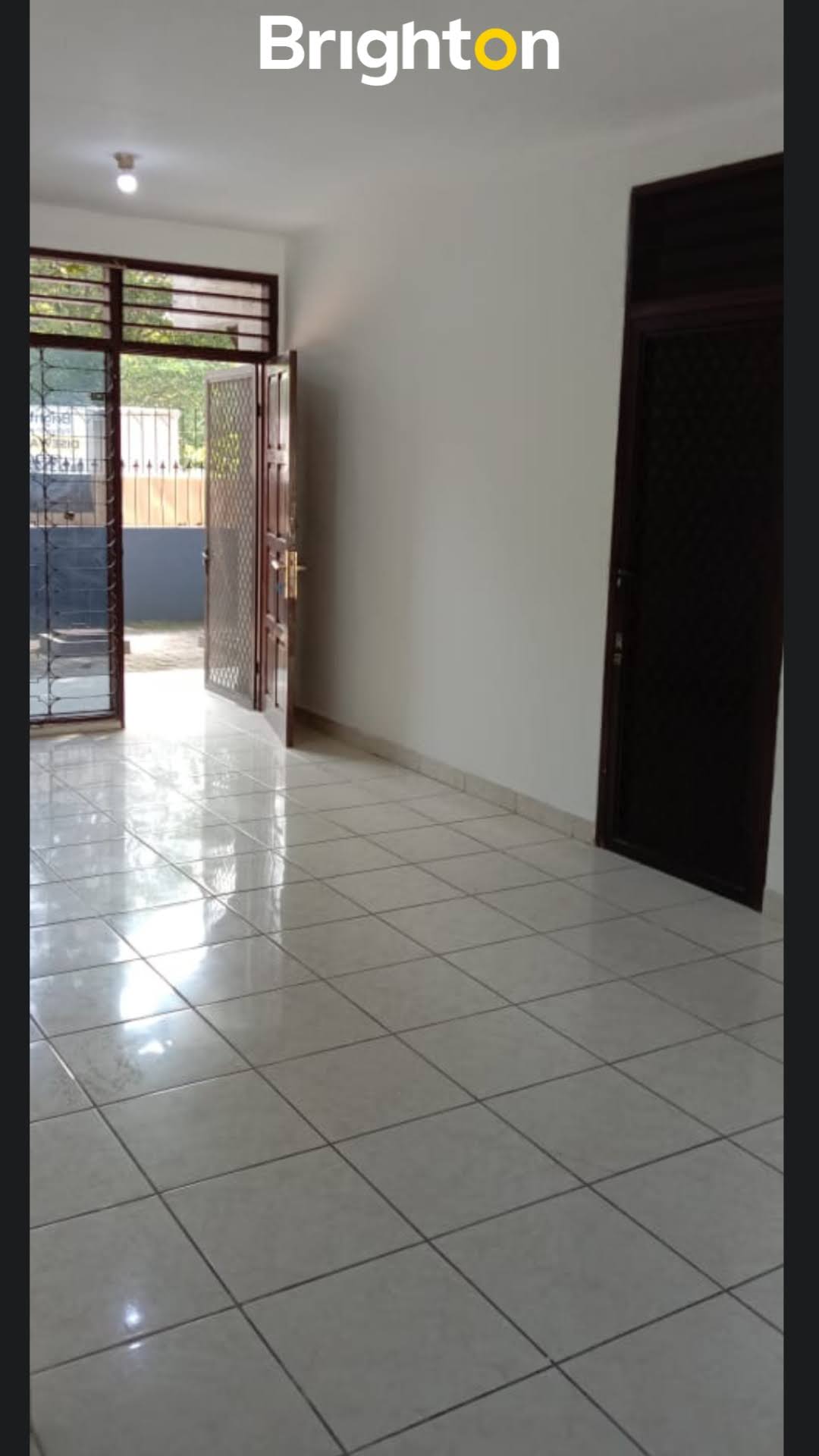 Disewakan Rumah DARMO HARAPAN INDAH , Surabaya Barat