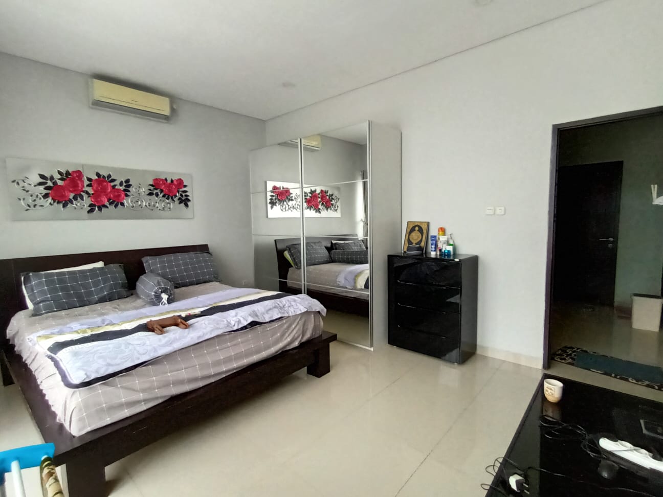 Rumah minimalis dekat setraduta dan kampus Maranatha